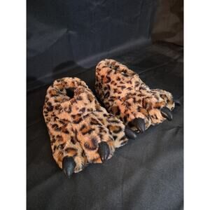 Leopard Paw Slippers L/XL 9–10 Plush Cozy House Animal Claw Slippers